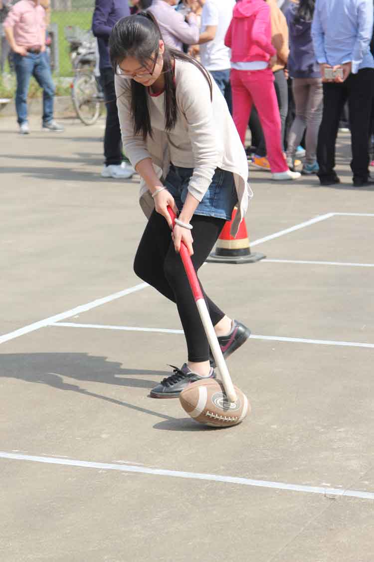 c7(中国)员工积极参加院趣味运动会