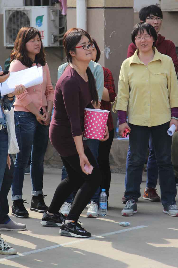 c7(中国)员工积极参加院趣味运动会